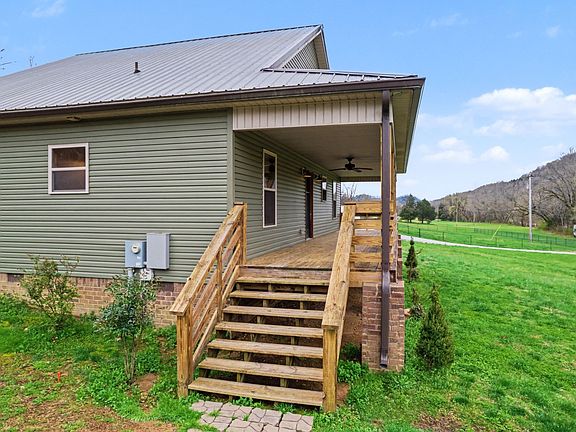 3rd image of 3411 Carter Branch Rd