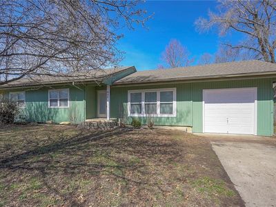 421 Sagebrush Ln, Belton, MO, 64012