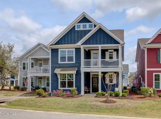 7128 Maple Leaf Dr, Wilmington, NC 28411