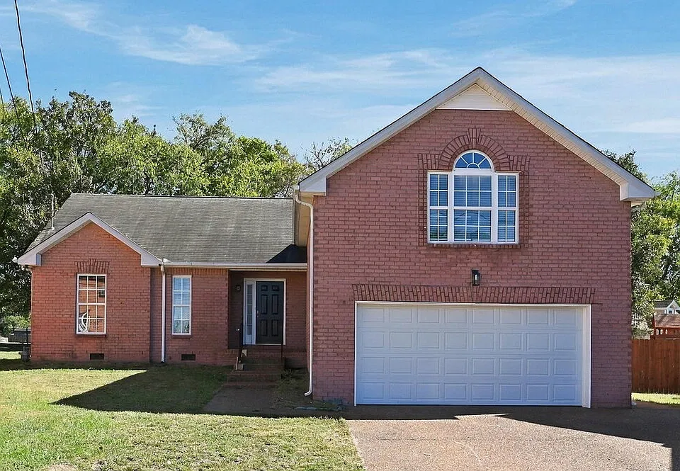 136 S Birchwood Dr