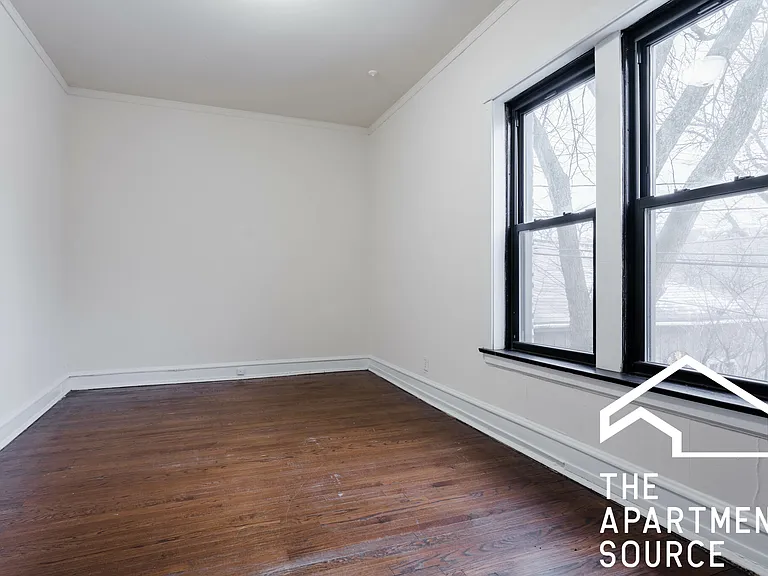 2426 N Sawyer Ave #1W — Photo 12