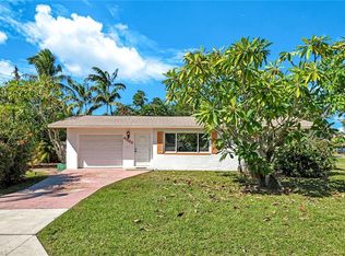 4862 Catalina DR, NAPLES, FL 34112