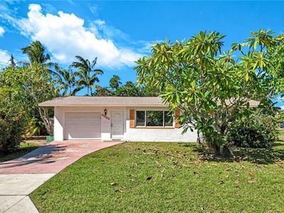 4862 Catalina DR, Naples, FL, 34112