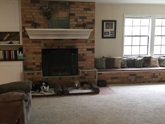 2nd image of 225 Weldon Dr