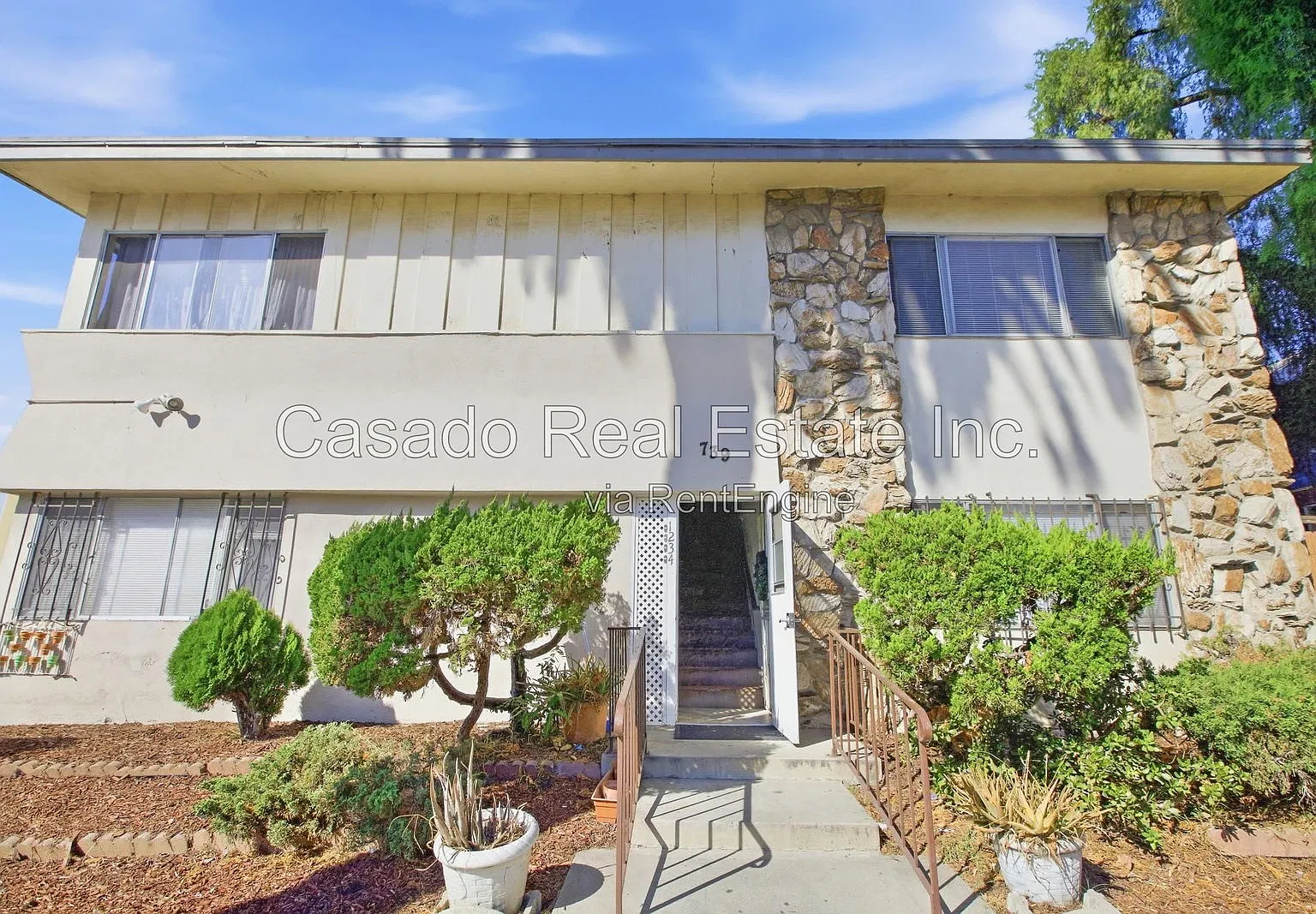 1 bed, 1.0 bath, 550 sqft, $1,595 — Photo 1