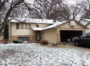 9772 Larch St NW, Coon Rapids, MN 55433