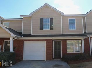 322 Tara Commons Cir, Loganville, GA 30052