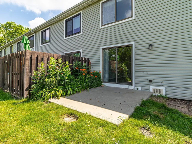4239 Continental Dr — Photo 18
