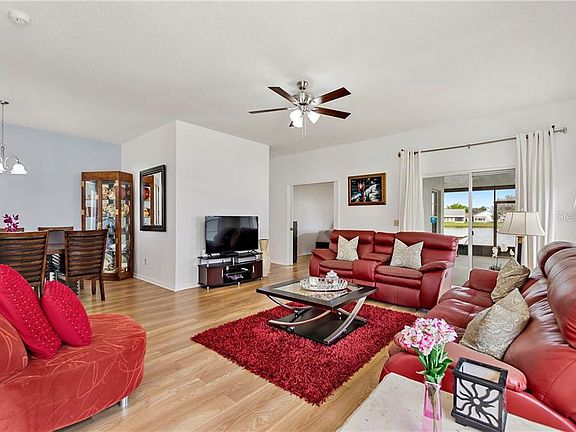 3rd image of 5767 Parkview Lake Dr