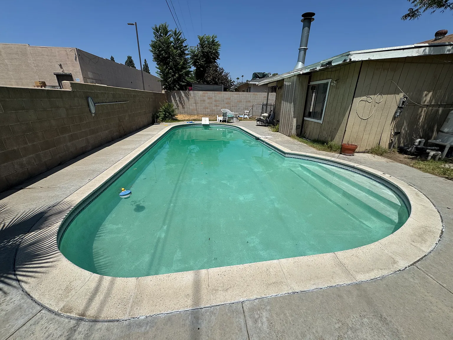 E Carter Street, Rialto — Photo 4