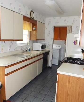 5th image of 146 Chatham Way #146H
