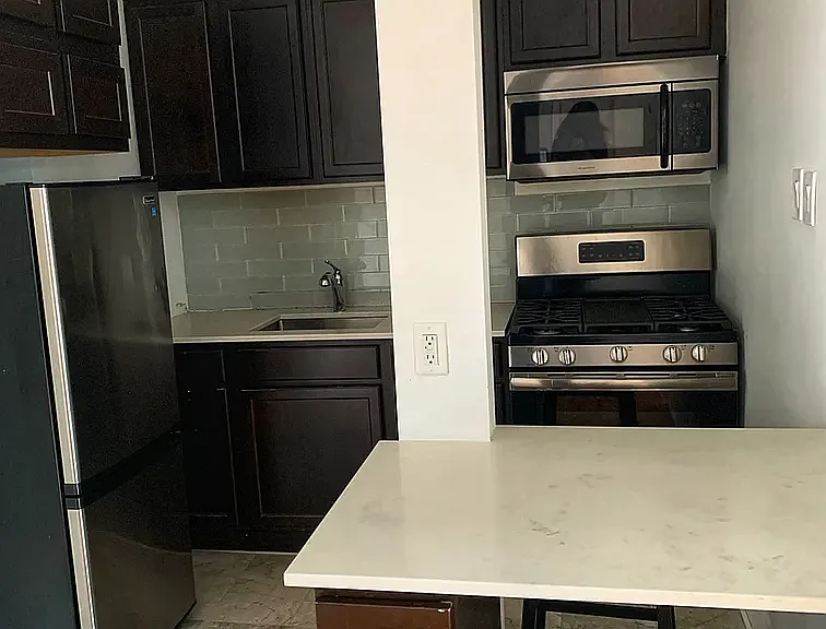 1127 W Farwell Ave #208 — Photo 5