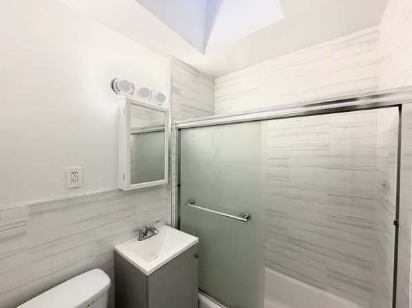 1594 3rd Avenue image 7 of 8