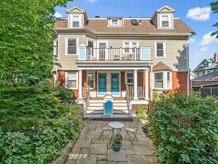 58 Forest St — Photo 1