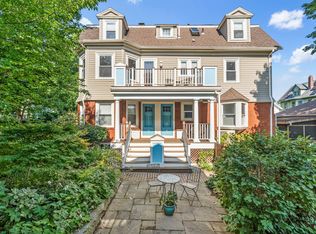 58 Forest St, Providence, RI 02906