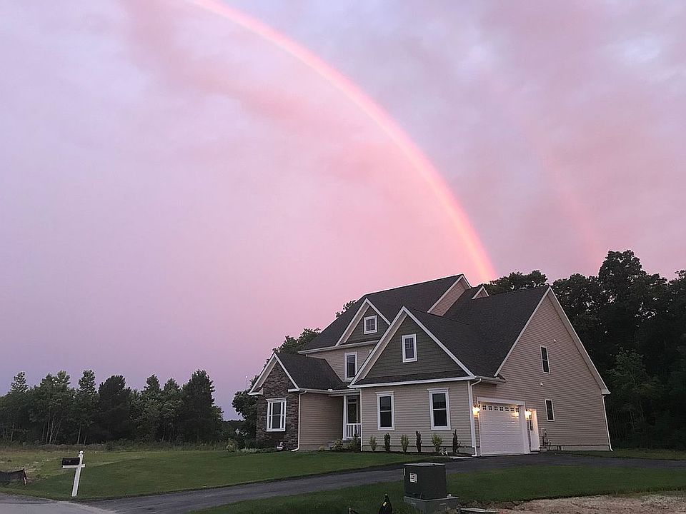 1st image of 20704 Brookfield Ln