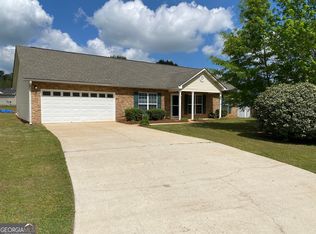 221 Whistle Way, Locust Grove, GA 30248