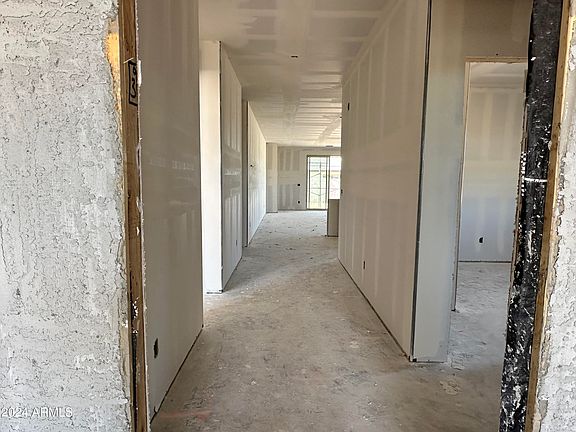 3rd image of 5512 W OLNEY Avenue