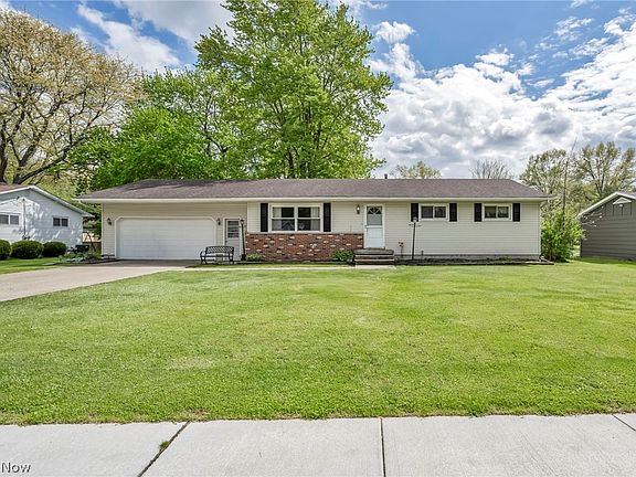3rd image of 1141 Novak Rd