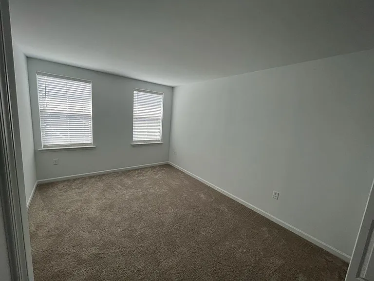 1815 Shady Ln — Photo 11
