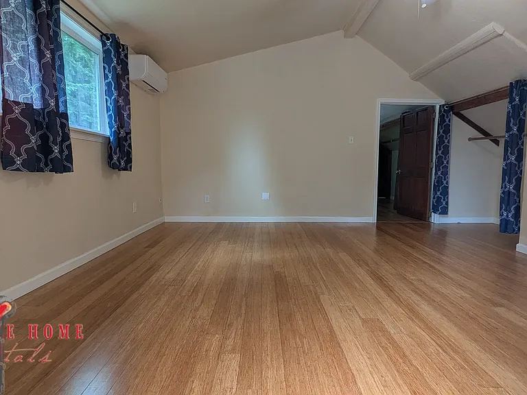 8447 Delphi Rd SW — Photo 2
