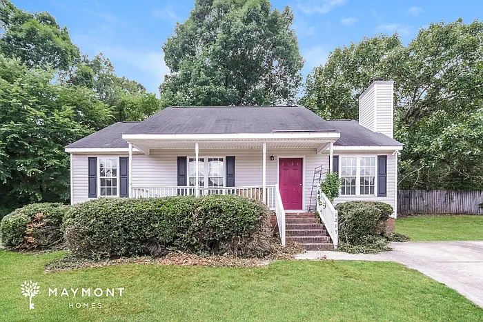 1215 Liriope Ln — Photo 1