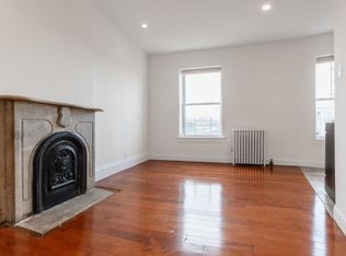 18 Strong Pl APT 3, Brooklyn, NY 11231