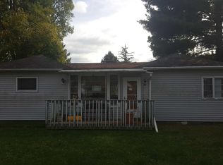 811 Fremont St, Fremont, WI 54940
