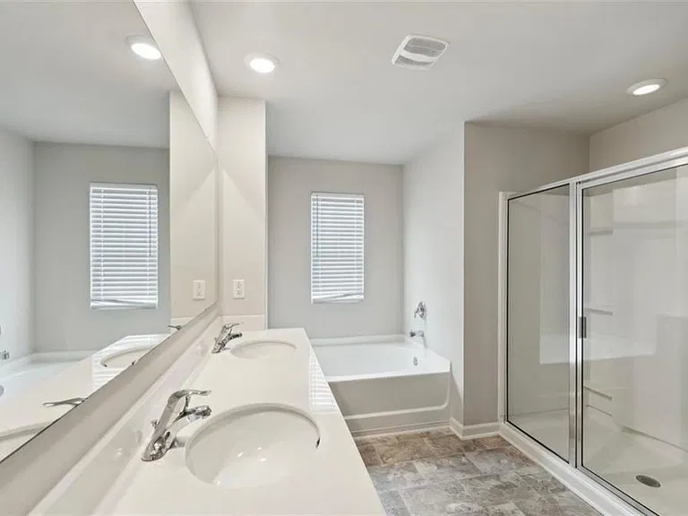 6637 Bluffview Dr — Photo 14