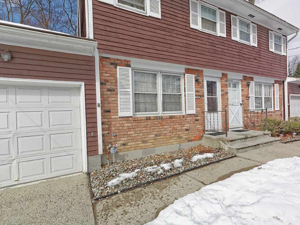 1st image of 24 Campagna Dr