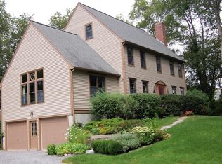 100 Rosewood Dr, Taunton, MA 02780