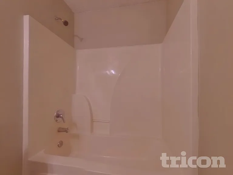 1619 Spring Hill Ct — Photo 15