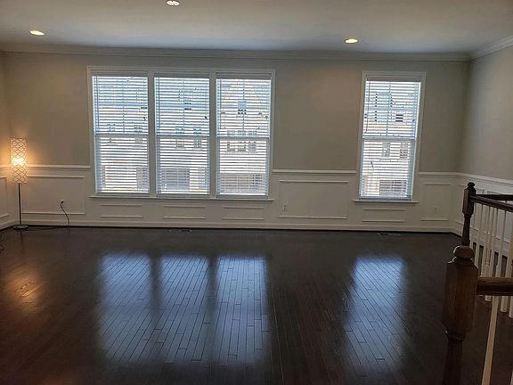 5th image of 3196 Marion Sq