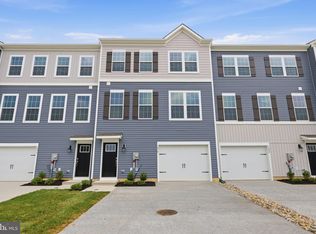 1078 Meadowlark Dr, Fogelsville, PA 18051
