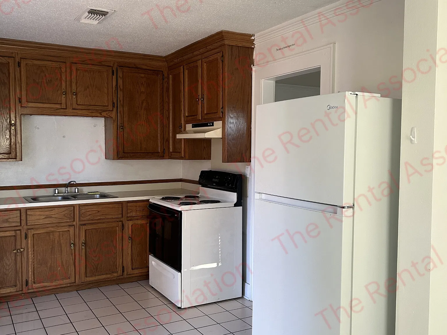 M- 1202.5 North McGuire Avenue - 1 — Photo 3