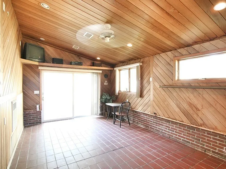 311 Ridge St — Photo 8