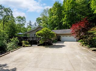 18645 County Road 77, Glenmont, OH 44628