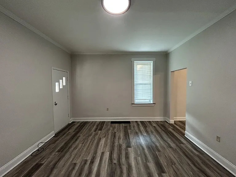 5228 Northrup Ave — Photo 4