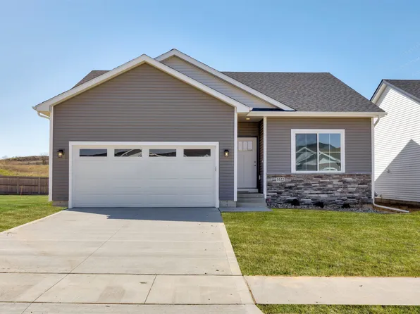 5522 167th St, Urbandale, IA 50323