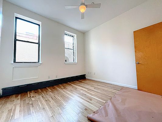 5th image of 304 Pleasant Ave #5A