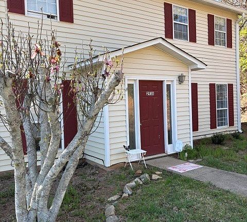 2nd image of 2938 Bridge Dr