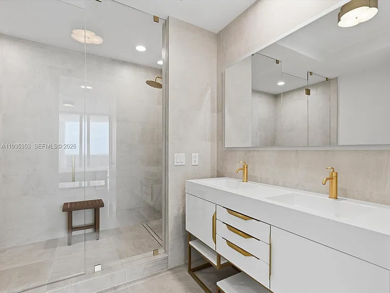 18201 Collins Ave #5508 — Photo 28