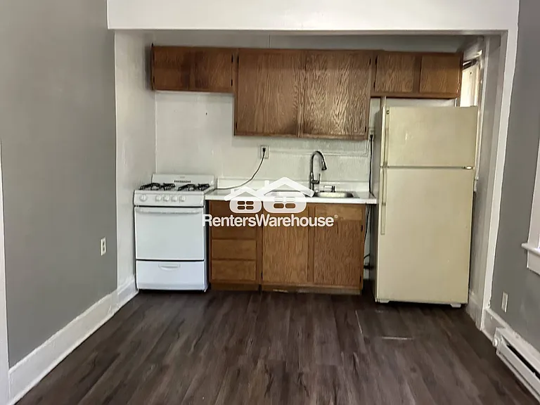 732 19th St #2 — Photo 3