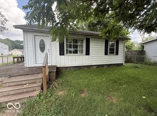 1048 S Burlington Dr, Muncie, IN 47302