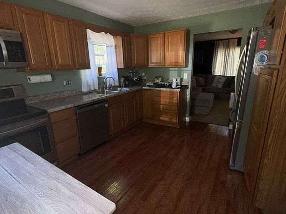 3rd image of 6114 Lakewood Village Dr