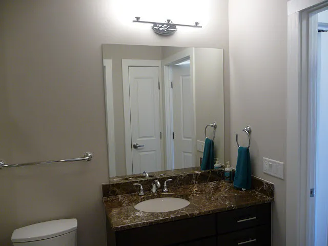 140 W Franklin St #506 — Photo 9