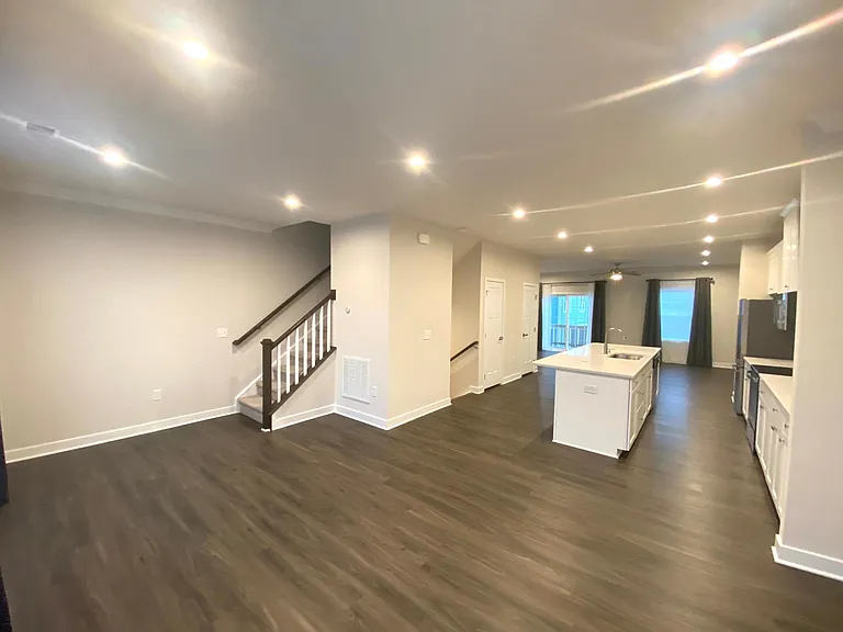 1412 Excelsior Grand Ave — Photo 20