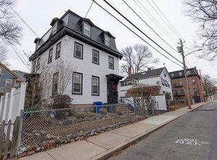 81 Thornton St FLOOR 2, Roxbury, MA 02119