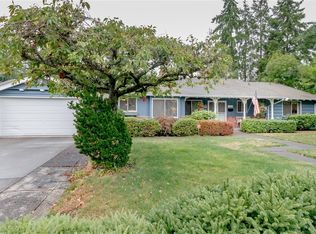 1112 Panorama Dr, Fircrest, WA 98466