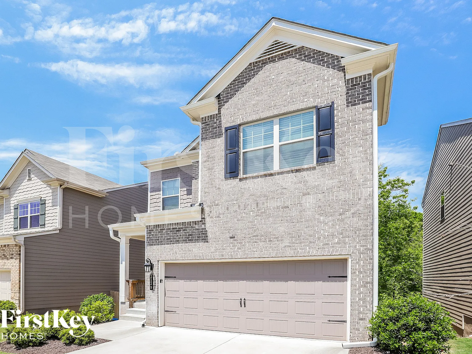 4 bed, 2.5 bath, 1956 sqft, $2,735 — Photo 2